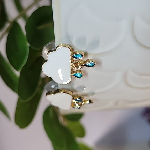 Rainy Day Cloud Stud Earrings, S925 - Picture 5 of 5